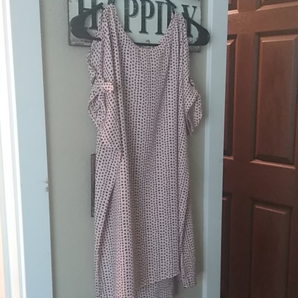Short sleeve top